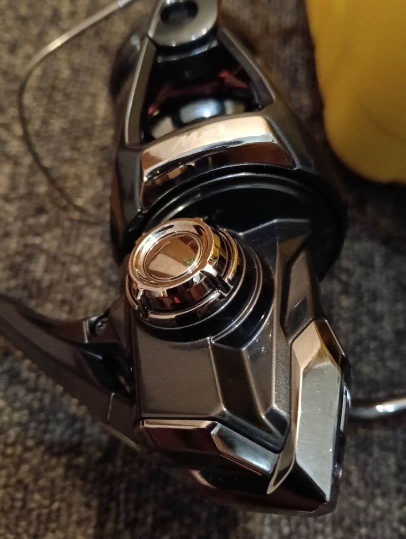 SHIMANO 24VANFORD 2500S スピニングリール