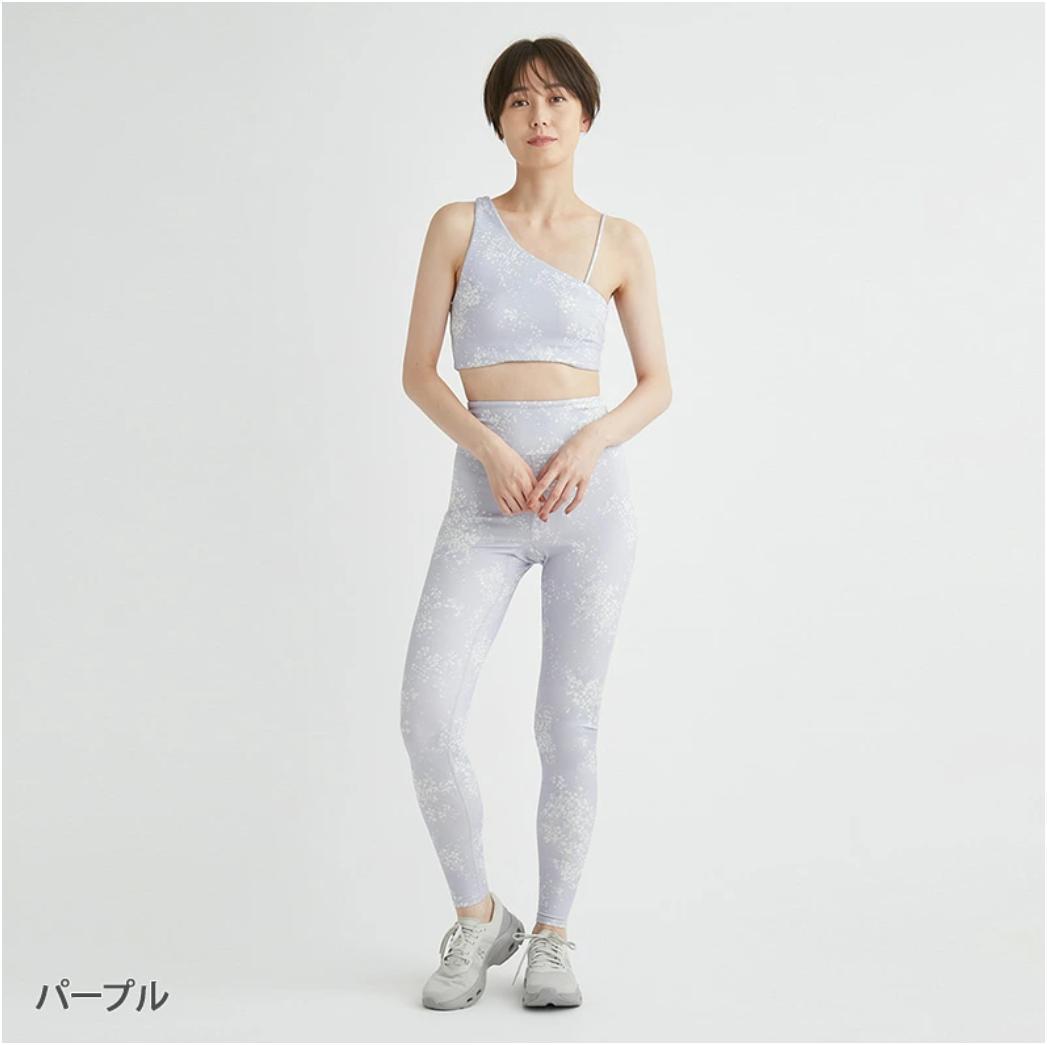 【emmiヨガ】　新品タグ付き　トップス（Mサイズ）