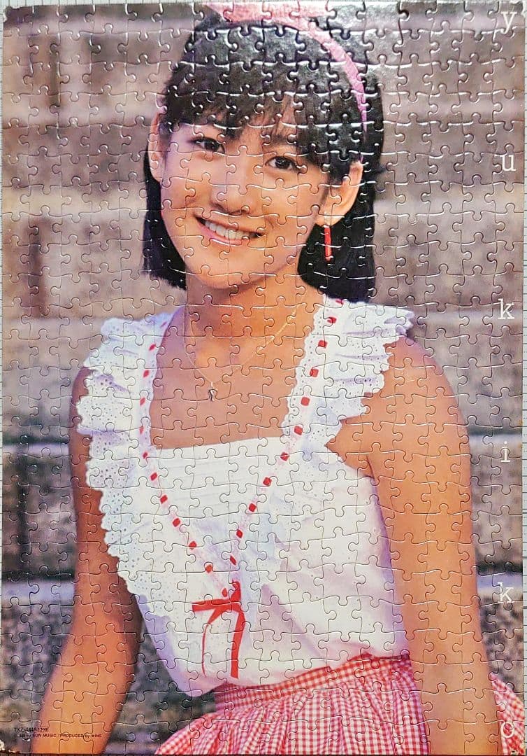 岡田有希子のパズル　フレーム付き完成品400ピース