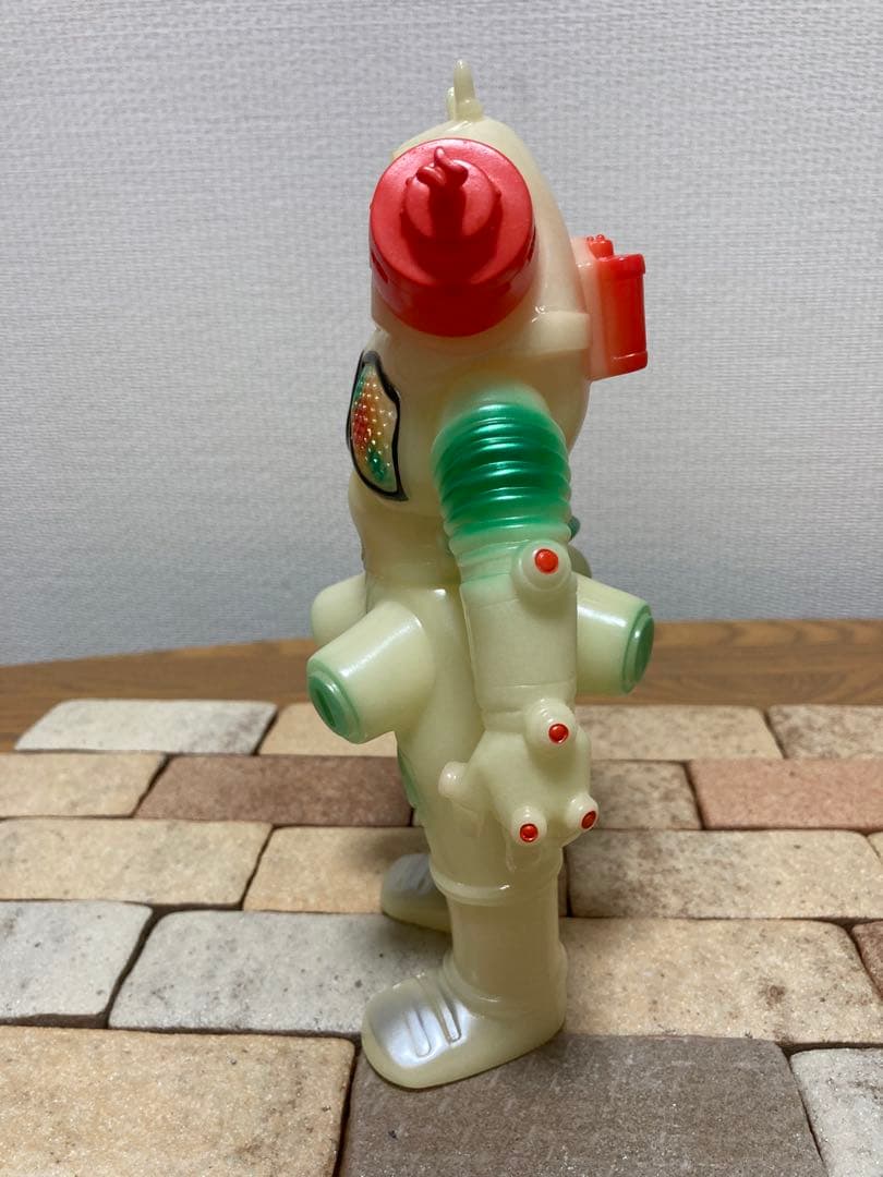 ブルマァクキングジョー蓄光赤耳⑨