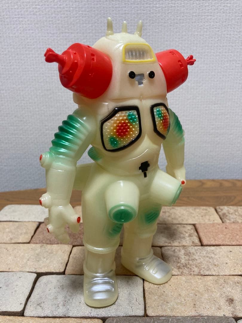 ブルマァクキングジョー蓄光赤耳⑨