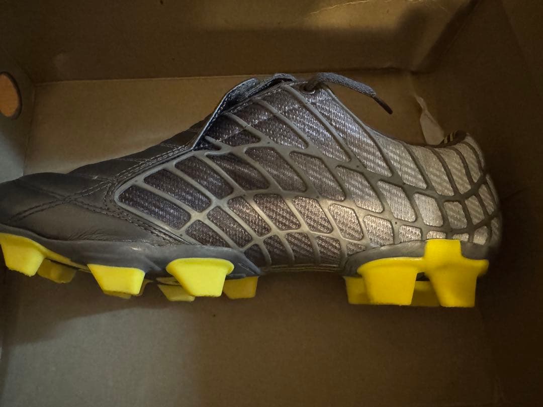 「最短即日発送」生産終了/現在入手困難adidas F50+ スパイク