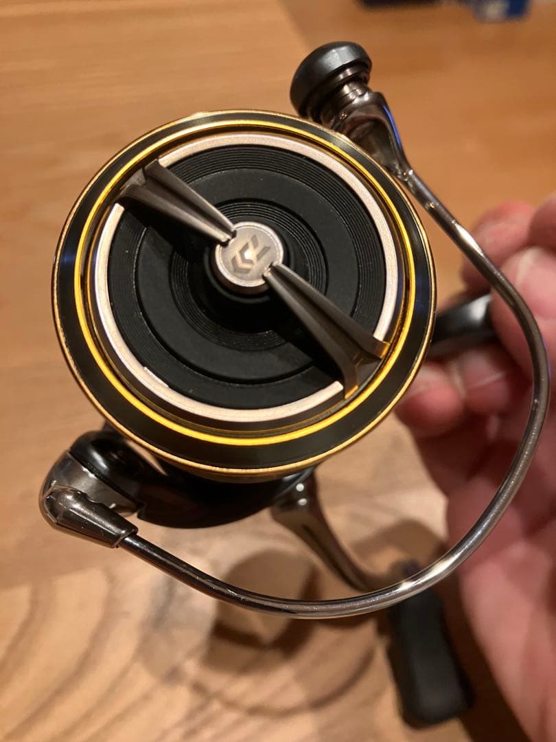 DAIWA エアリティ　LT2500S スピニングリール