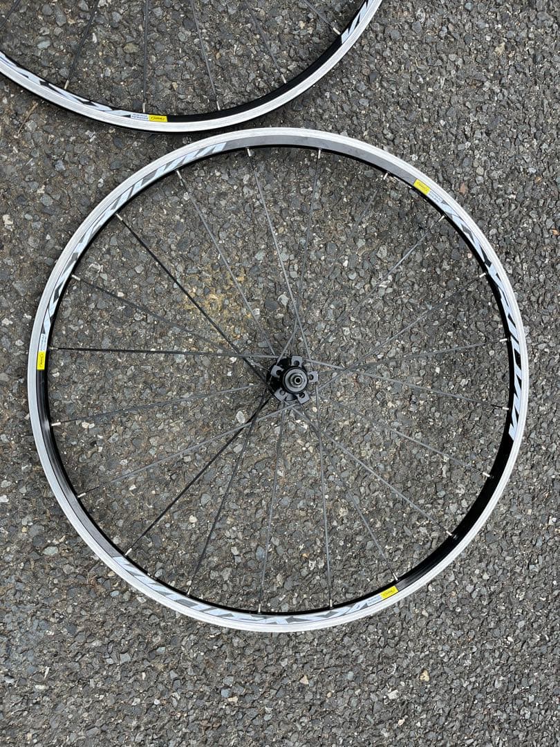 MAVIC KSYRIUM ELITE UST 前後セット　手渡し可能