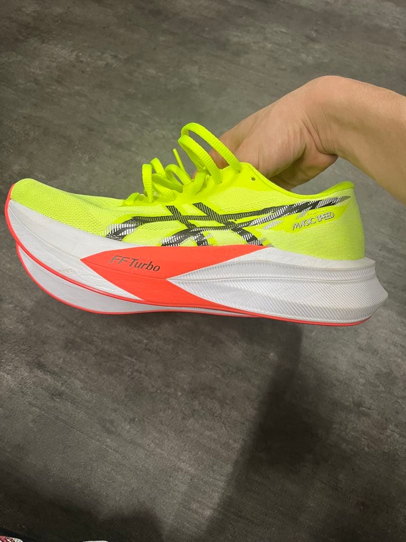 ASICS MAGIC SPEED 26cm ランニングシューズ
