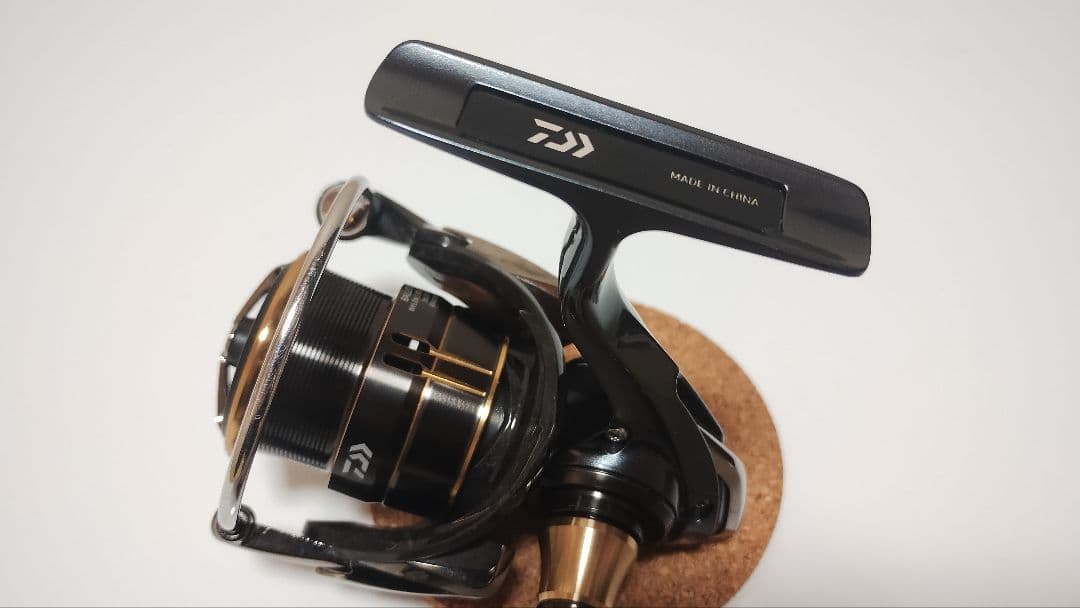 ダイワ　リール　バリスティック FW LT1000S-P　SLP替スプール付