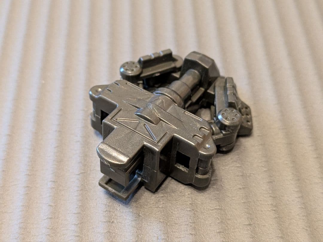 素組みのみ　美品　クラッシュギア　ブラックガルダイーグル　タイガレイド