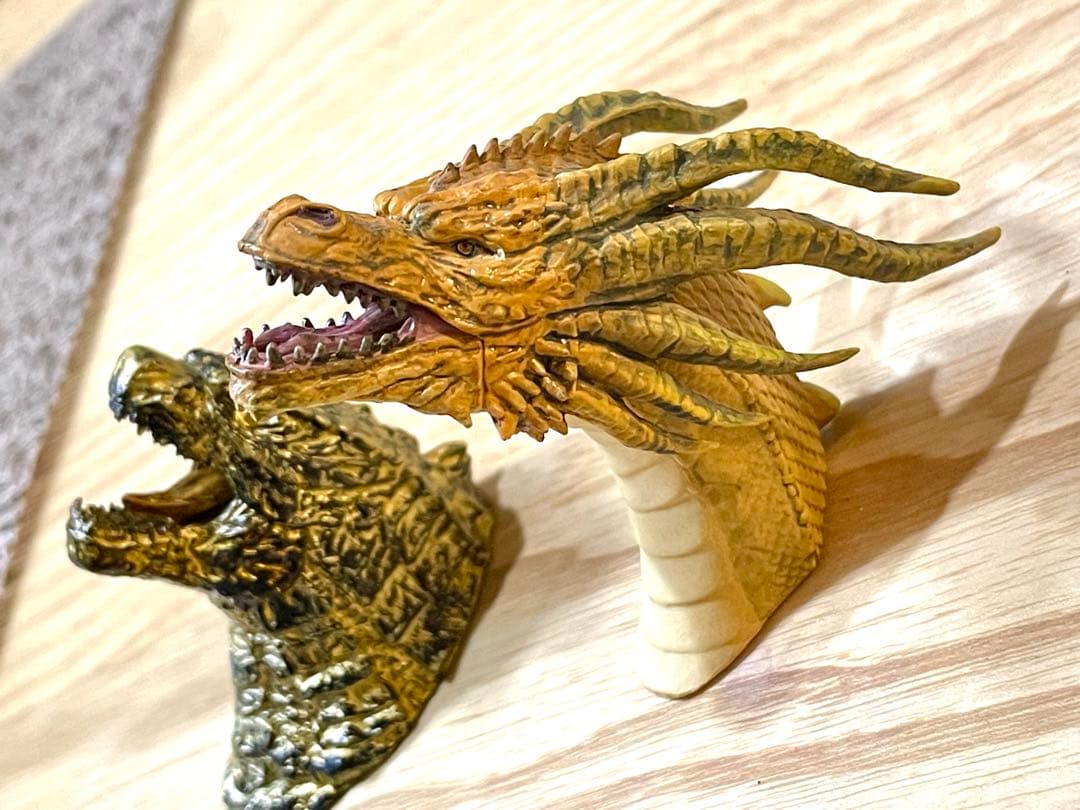 一番くじ ゴジラ vs コング キングギドラ バーニングゴジラ