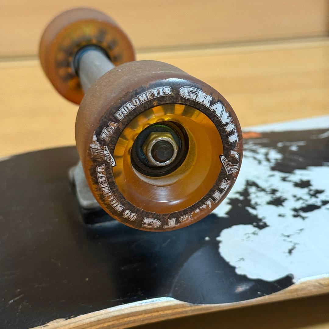 GRAVITY グラビティ スケートボード EB40 スラスター仕様 スケボー