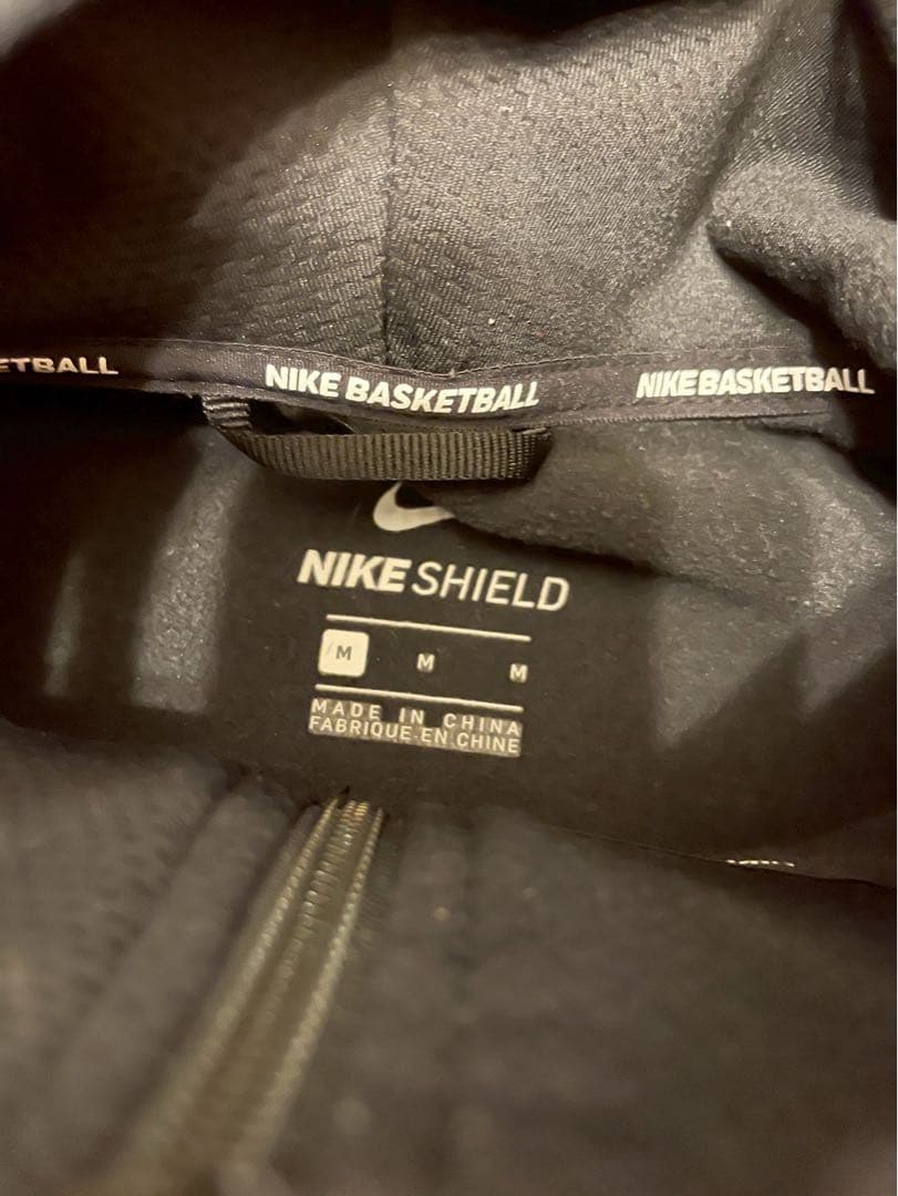 Nike Bascket Ball Shield サイズM
