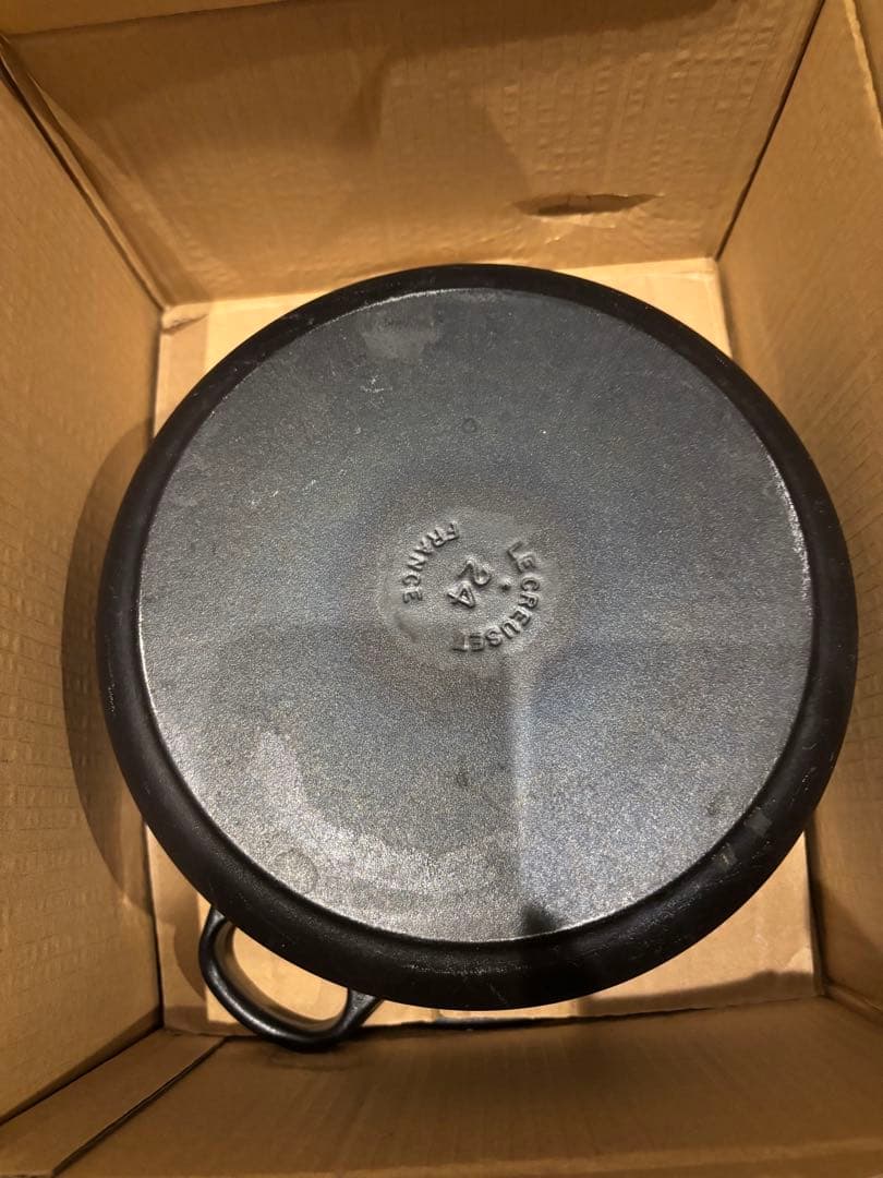 ま*ー様 Le Creuset ホーロー 24cm 黒