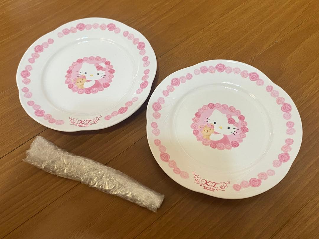 レトロ サンリオ ハローキティ ペアケーキ皿 & フォークセット 3箱