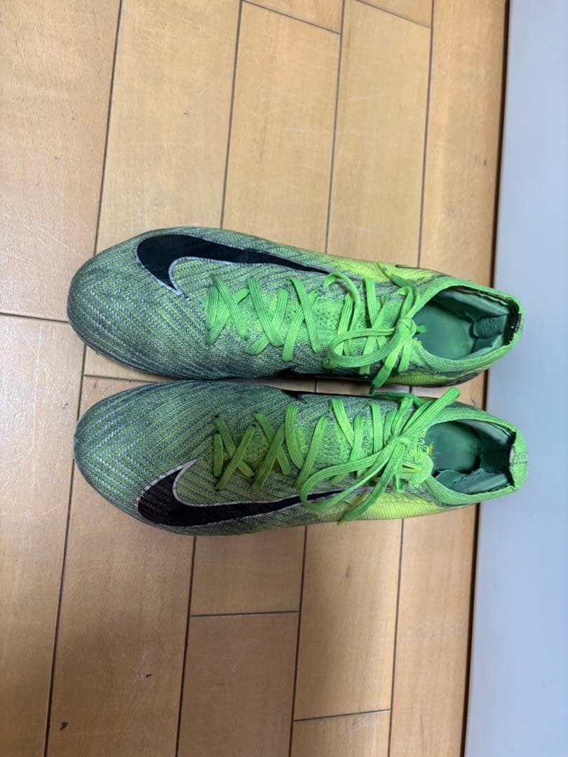 いっとぅ NIKE マーキュリアル ヴェイパー 16 エリート