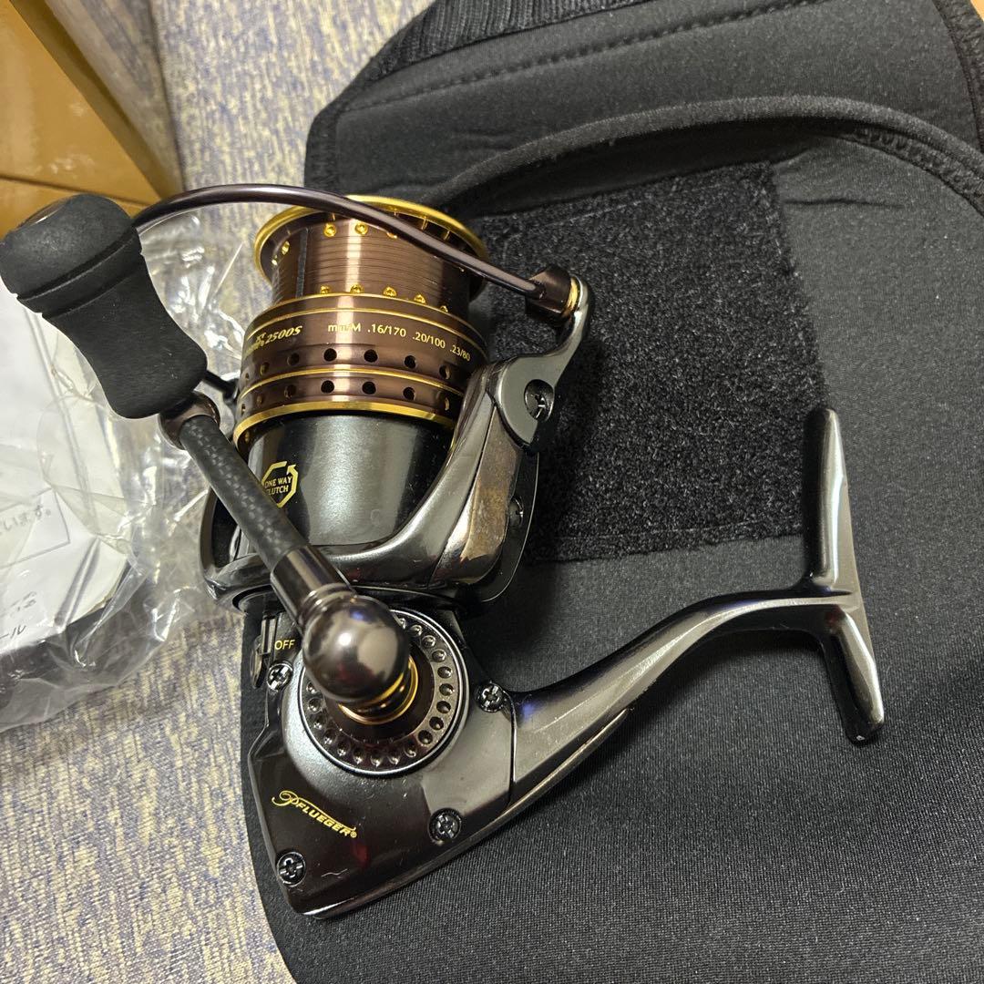 管釣り　Pflueger Supreme スピニングリール