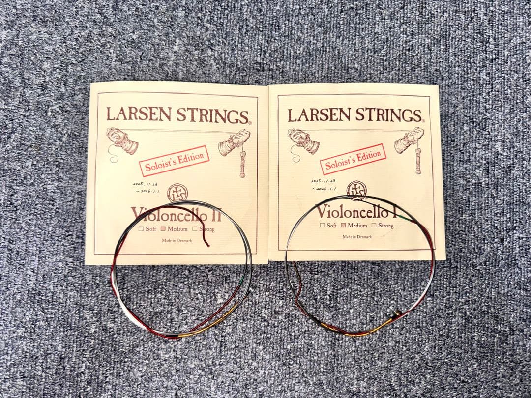【中古品】半額以下！！チェロ弦 ラーセン ソリスト