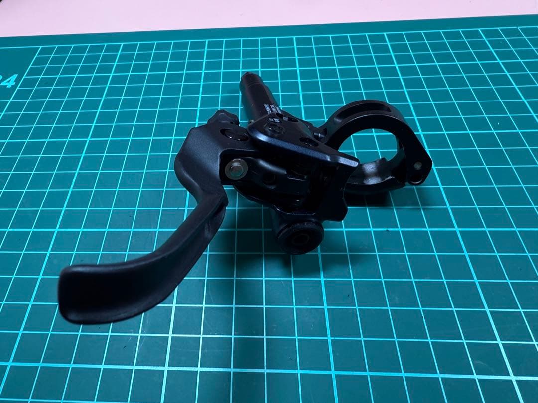 SHIMANO SLX ブレーキ レバー 油圧　ディスクブレーキ m7100