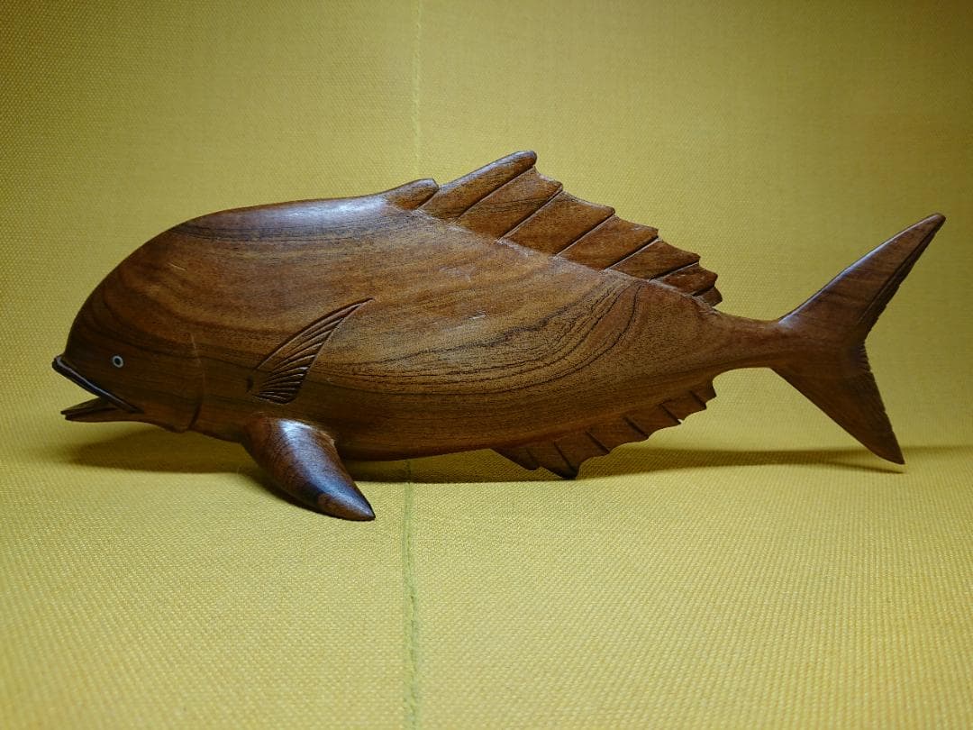 【美品】サカナ　魚　木彫　天然木　置物　インテリア　工芸品　美術品　A1180