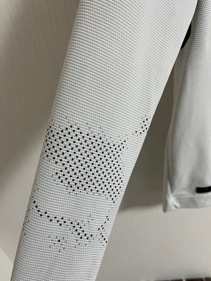 オークリー　ゴルフ　ウェア　ブルゾン　ニット　シャツ