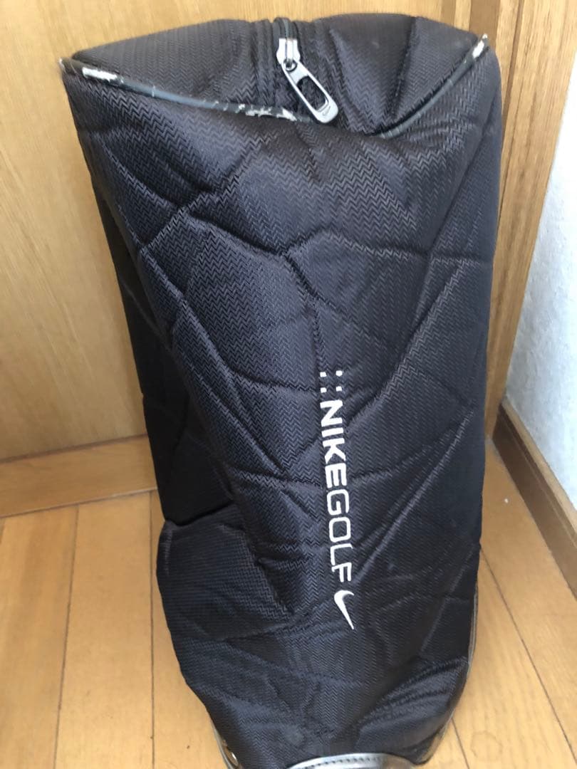 【送料込み】廃盤　高級キャディバッグ　NIKE GOLF ナイキゴルフ　激安