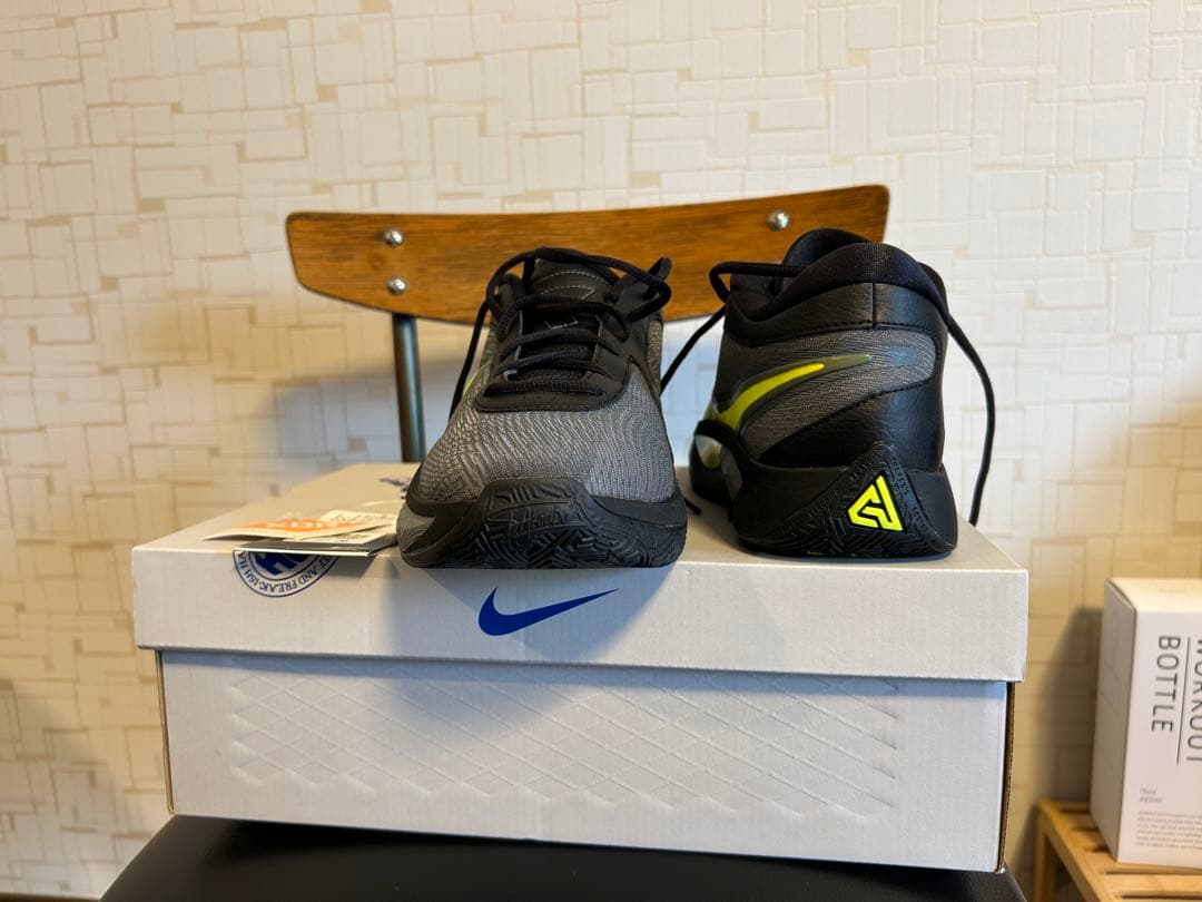 マ*イ様 【未使用級】NIKE freak6 フリーク6 28cm