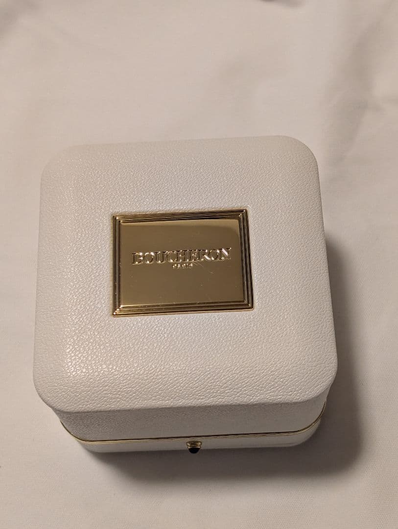 BOUCHERON（ブシュロン）指輪用 ジュエリーケース・箱・リボンセット