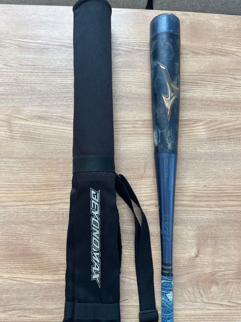 Mizuno BEYOND MAX LEGACY 軟式バット　少年用