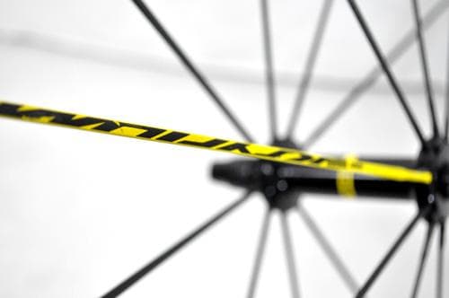 MAVIC KSYRIUM Pro UST フロントホイール