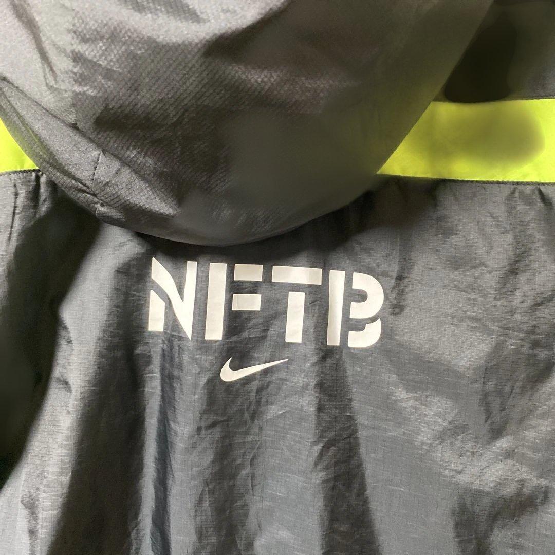 送料無料 ナイキ NFTB サッカー ウィンドブレーカー XL ブラック 中古品