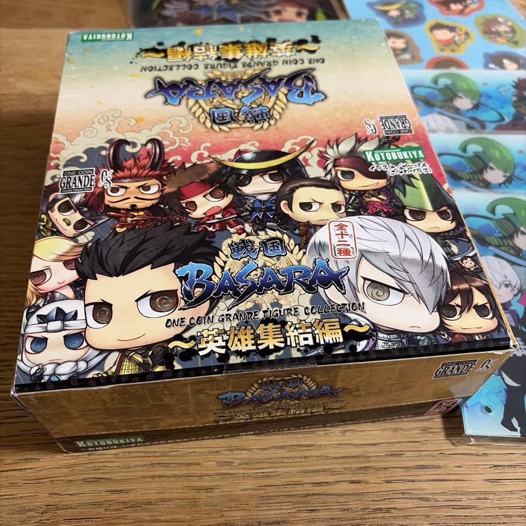 戦国BASARAミニフィギュア 英雄集結編 全12種1ボックス＋おまけ色々セット