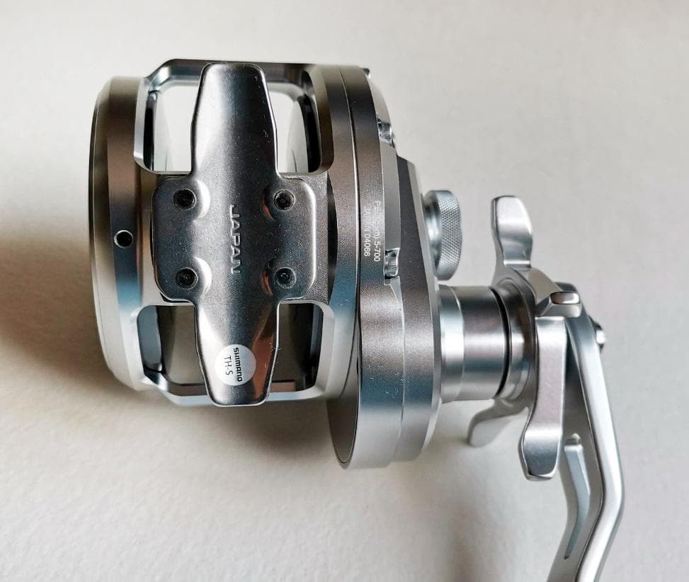 シマノ　20オシアジガー4000　右ハンドル
