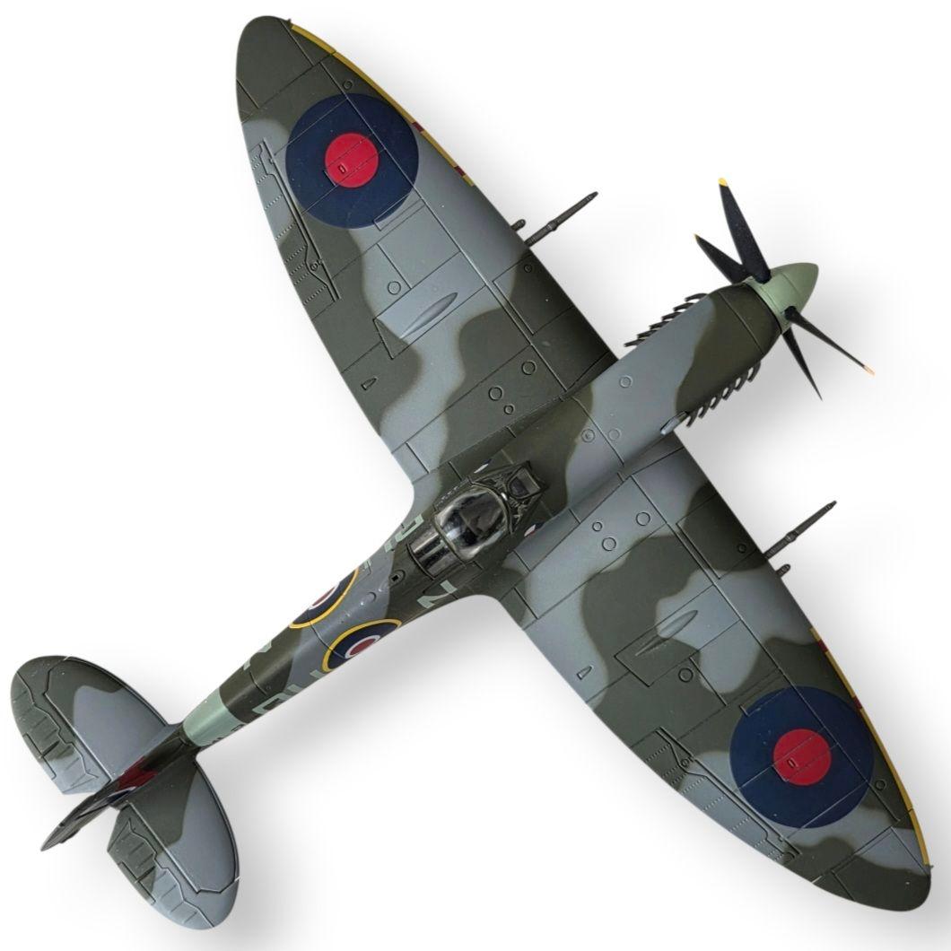 HM 1/48エアパワーシリーズ HA8305 スーパーマリン スピットファイア