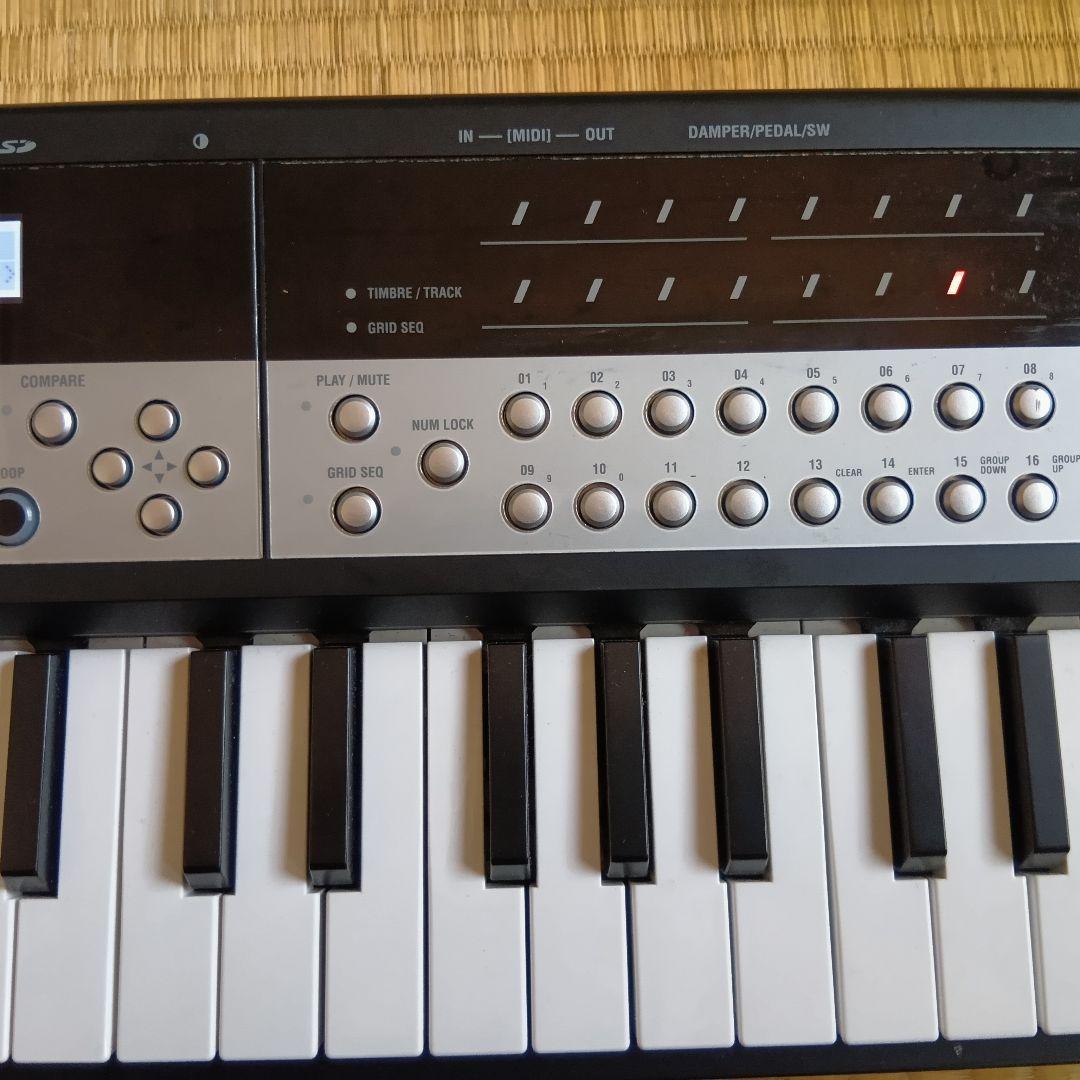 KORG microSTATION シンセサイザー