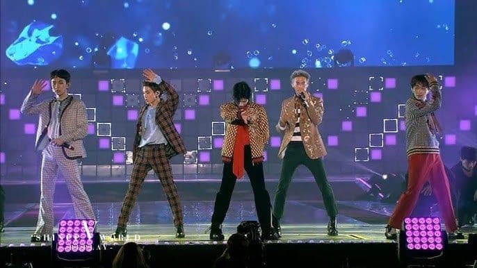 SALE！　SHINee world　V テミン　直筆 サイン ボール カード