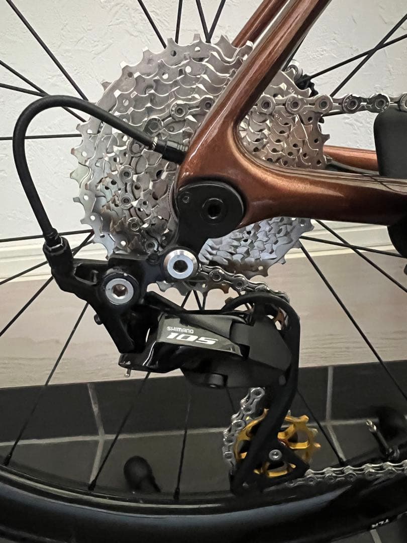 自転車本体 GIANT TCR advanced 2 KOM DISC 2023 M