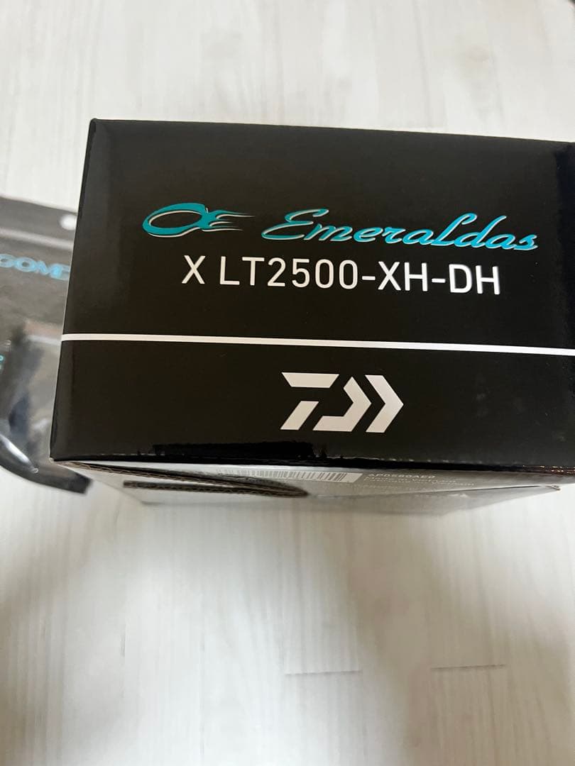 24エメラルダスX LT2500 XH DH リールスタンド付き