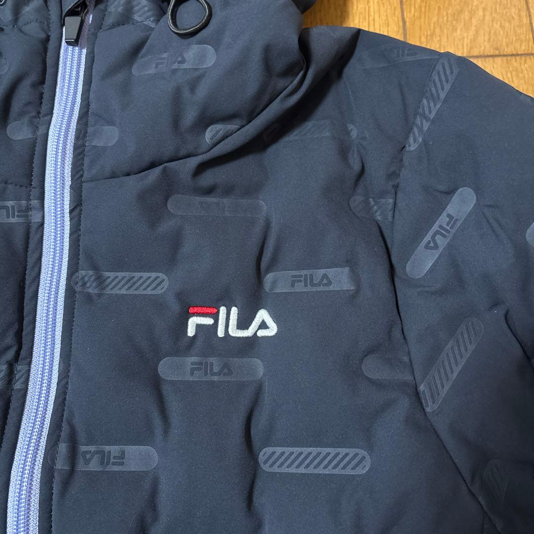 FIRAフィラ　蓄熱アルミジャケット　ジップアップパーカージャケットMレディース