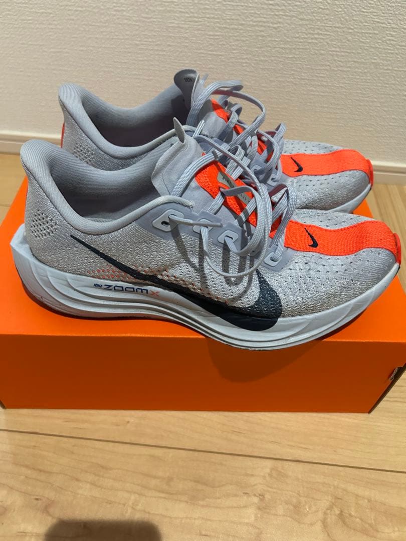 『年末値下げ』Nike Pegasus plus 25.5cm グレー/オレンジ