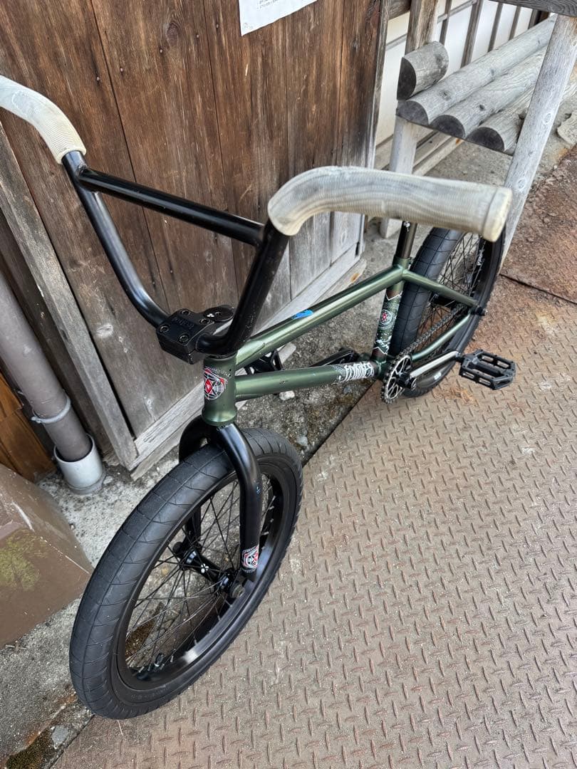 BMX FLYBIKES SUPERNOVA 18インチ