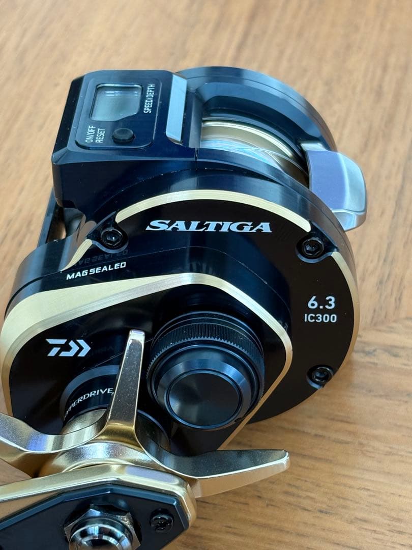 Daiwa Saltiga IC300 ベイトリール
