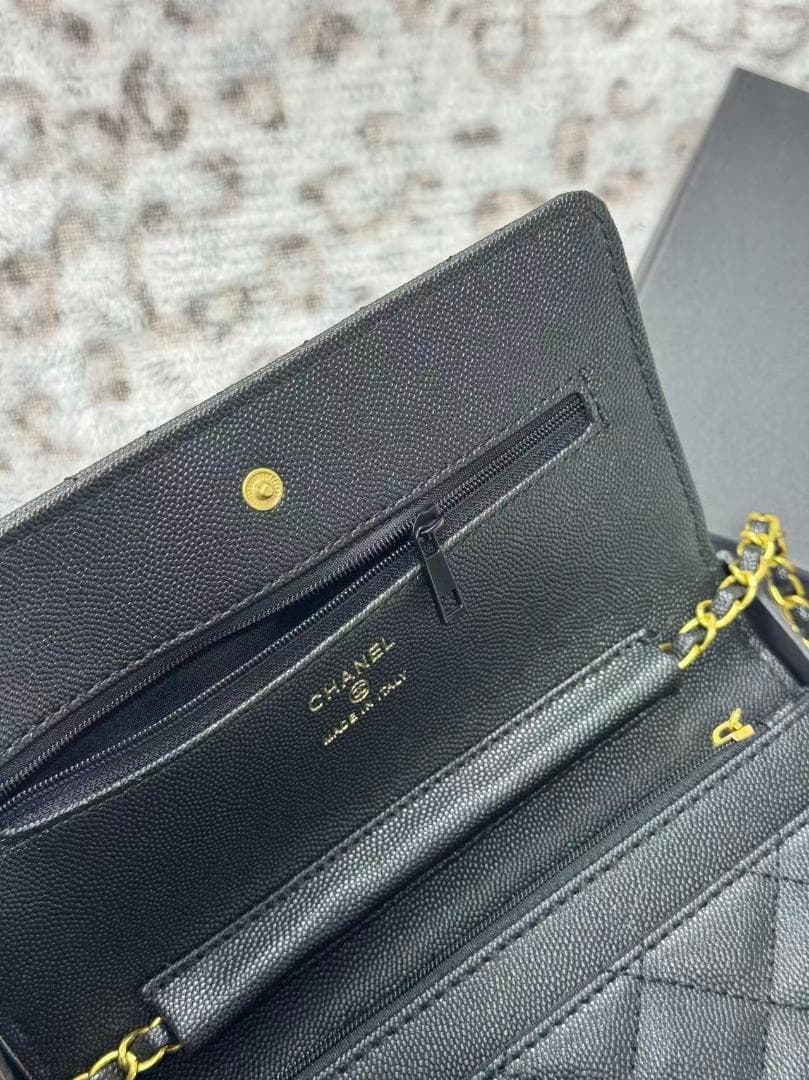 新品・ノベルティ ☆ 非売品ブラック キルティング ショルダーバッグafl