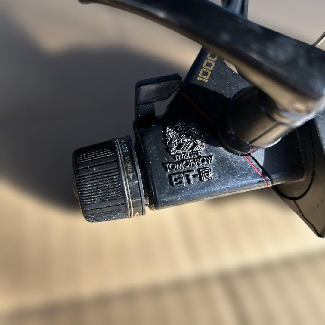 SHIMANO 1000 スピニングリール