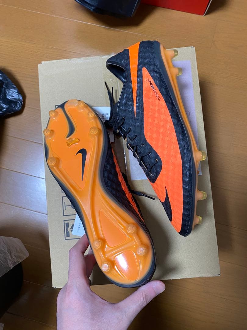 新品　ナイキ　ハイパーヴェノムファントム　fg イタリア製　初代モデル　激レア
