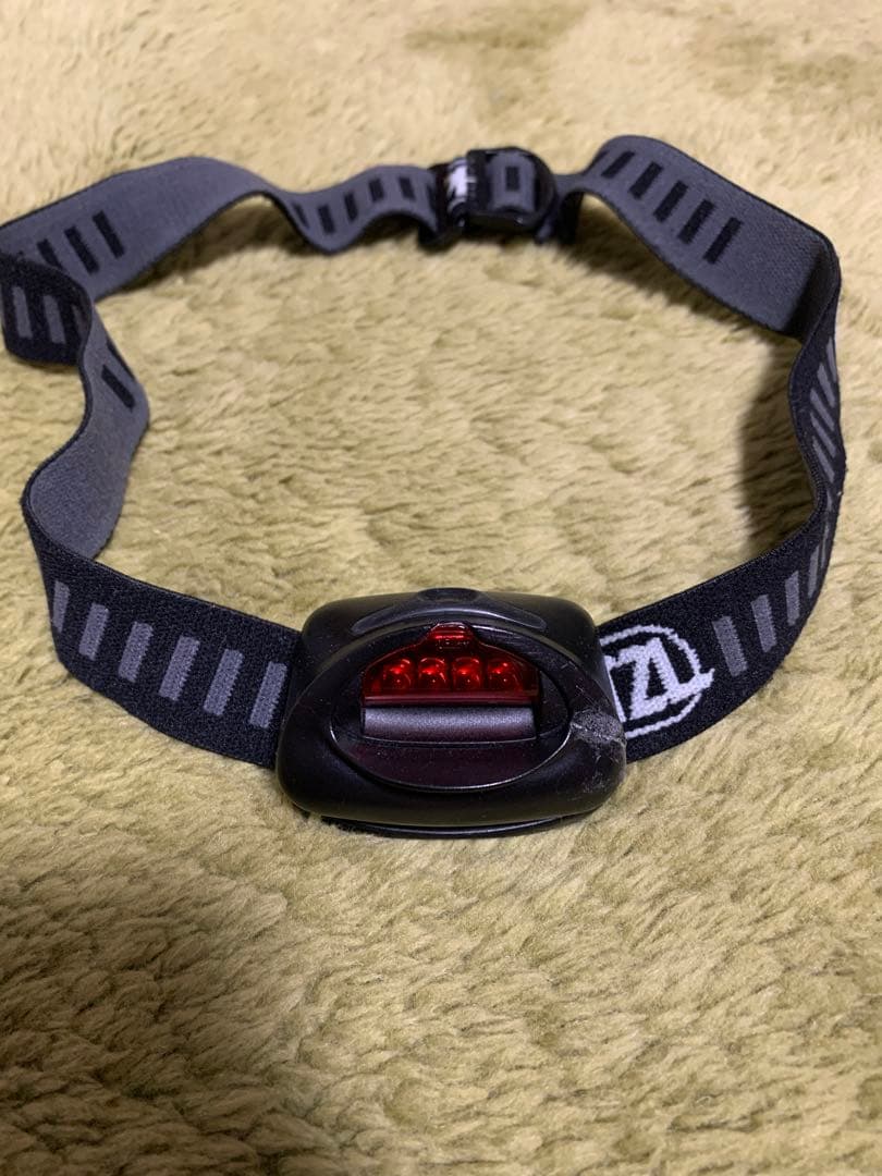 PETZL ヘッドライト