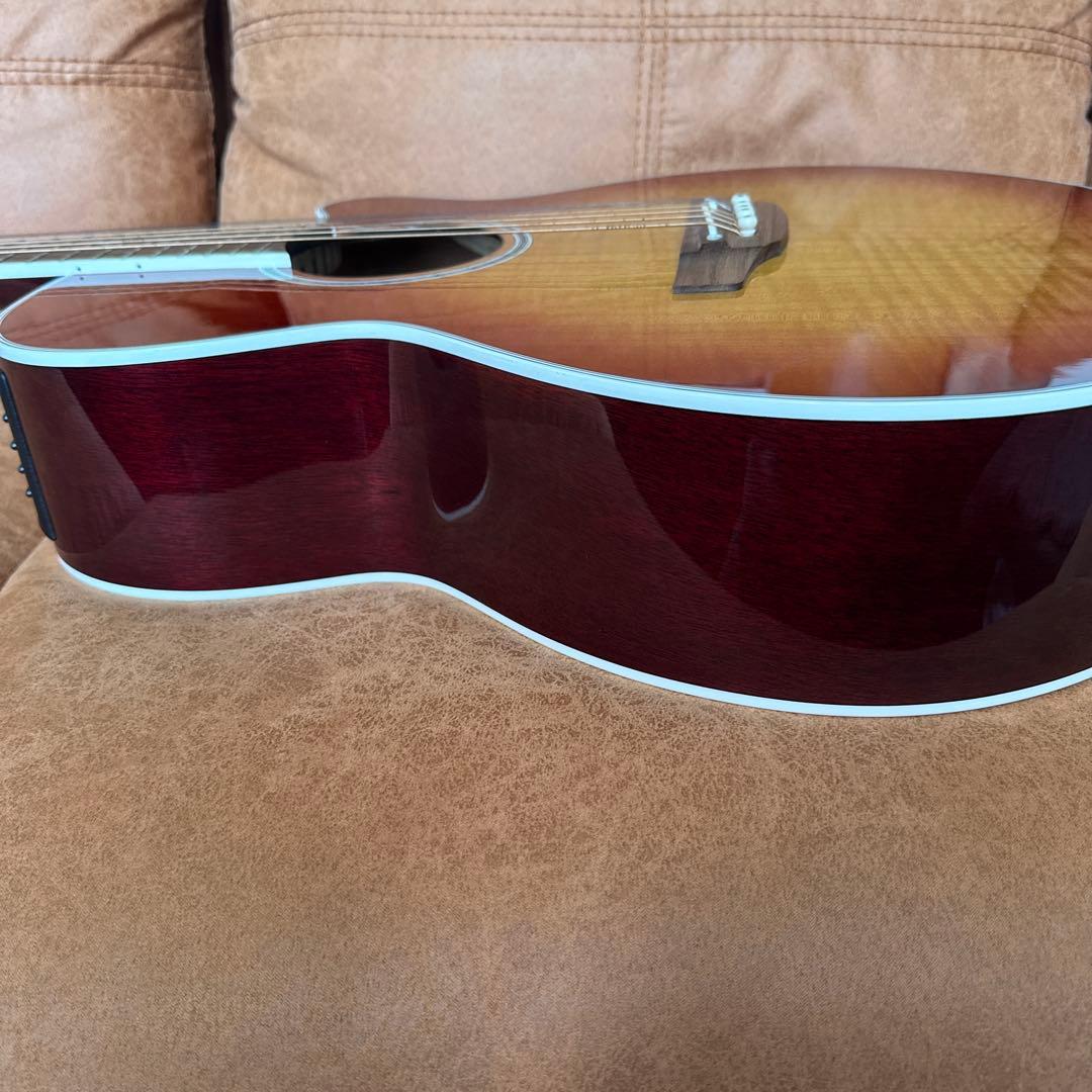 ナルト　Takamine PTU121C FCB エレアコギター