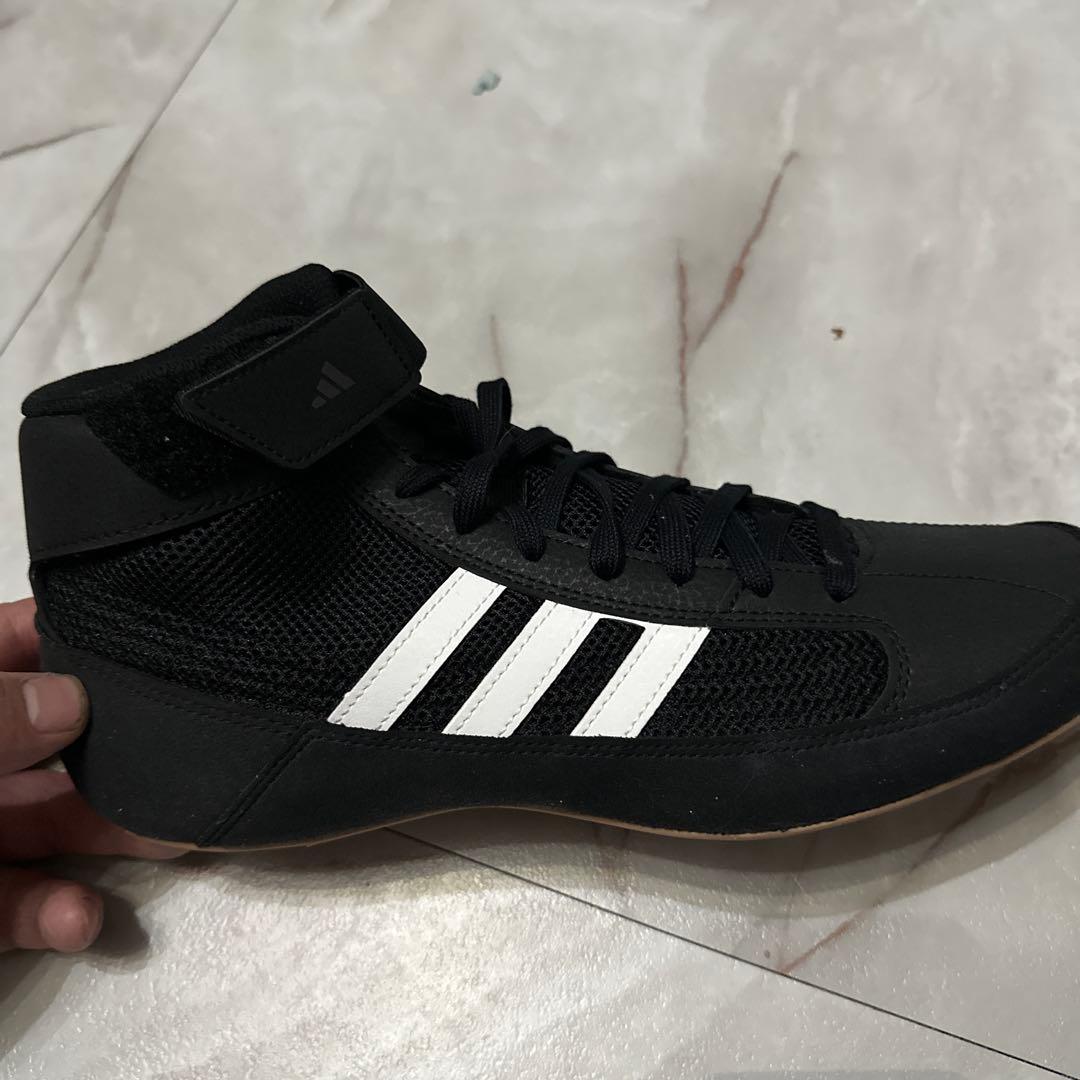 ボクシングシューズ　adidas