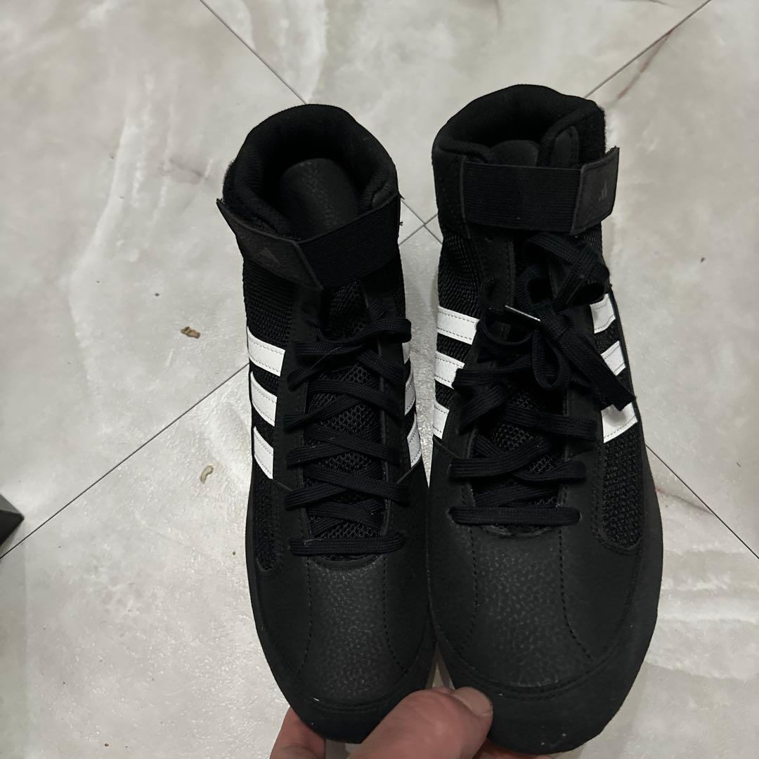 ボクシングシューズ　adidas