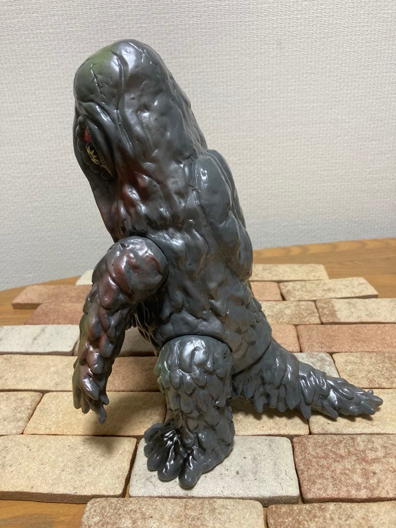 マーミットビニパラ　ヘドラ