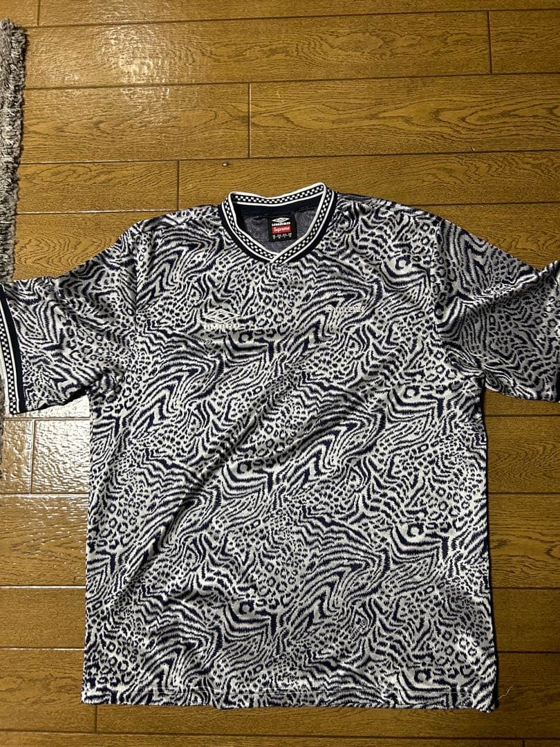 ウェア supreme Jacquard Animal Print Soccer