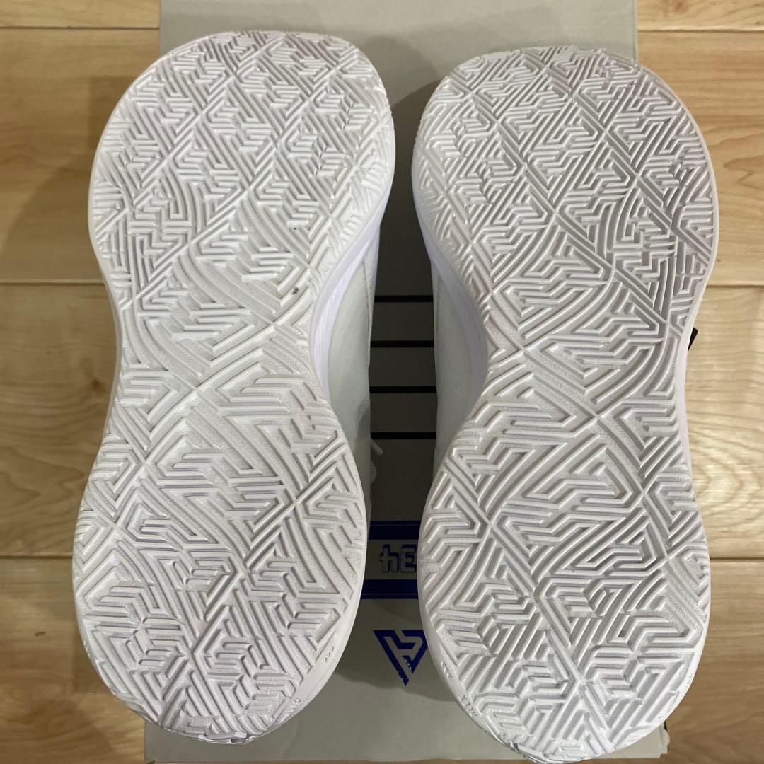ナイキ　NIKE ズームフリーク6 FREAK6 29㎝　白