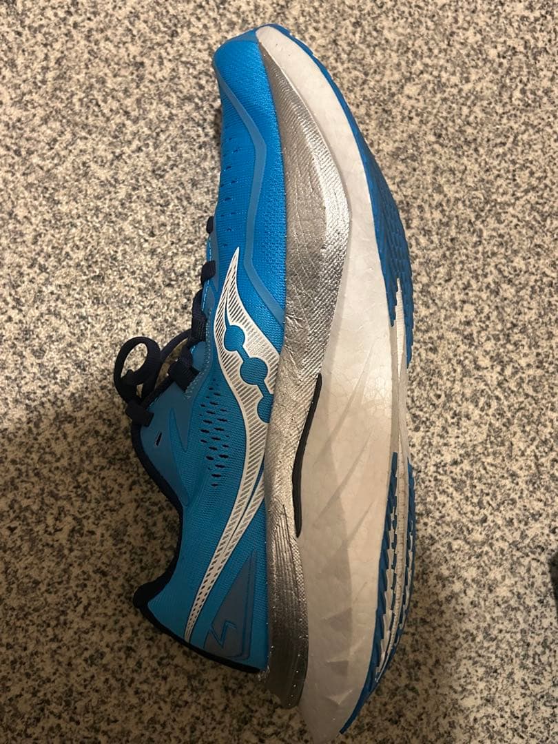 Saucony エンドルフィンスピード4